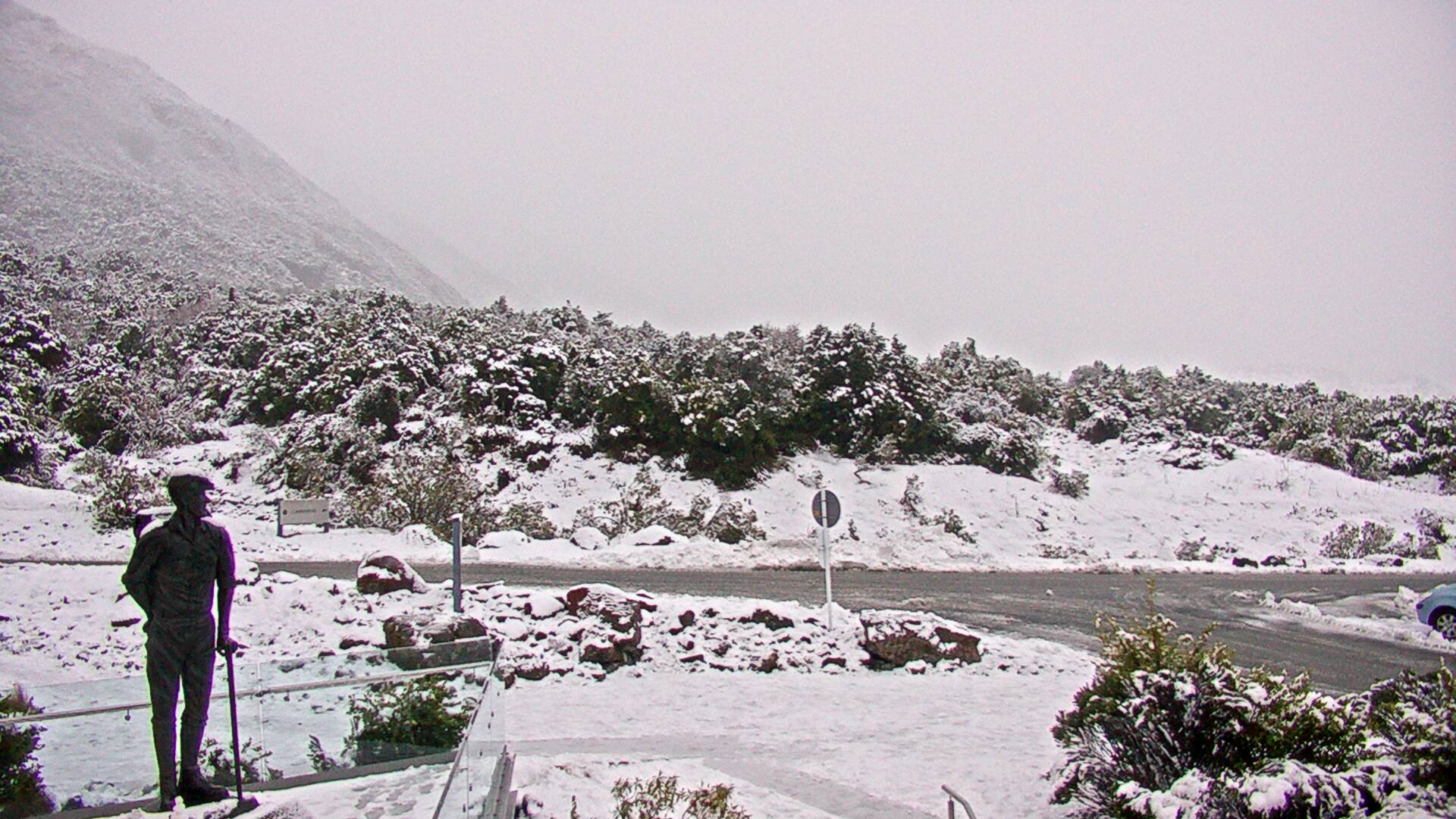 View from Sir Edmund Hillary Café  Webcam