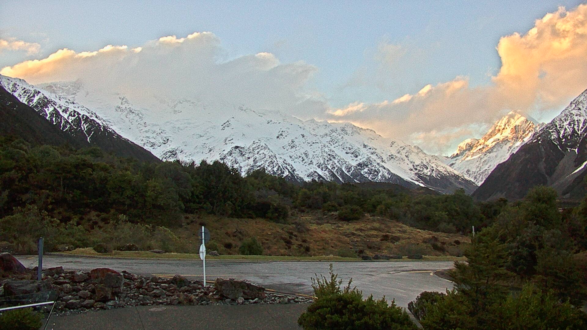 View towards the Hooker Valley Webcam