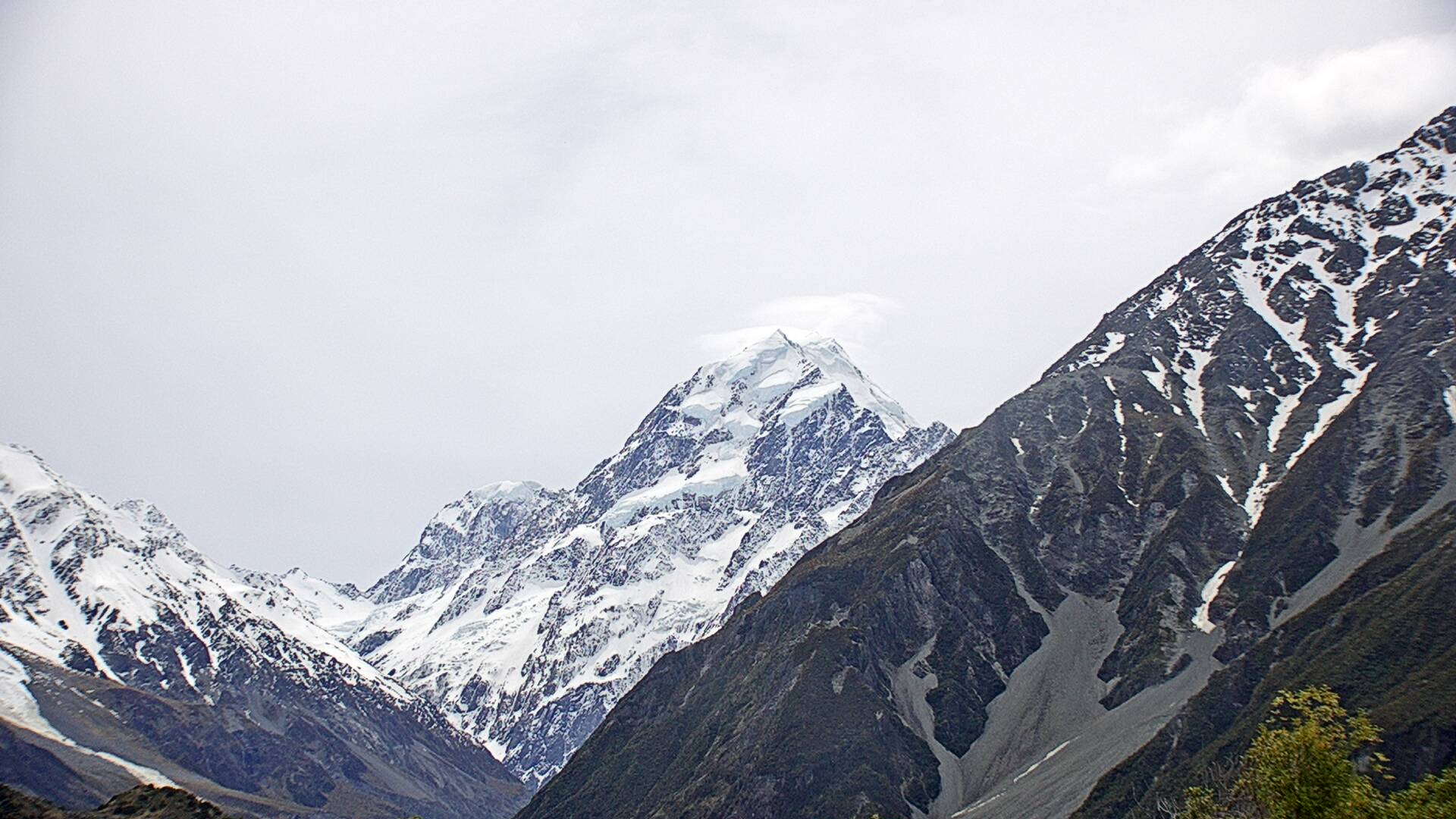 View towards Aoraki/Mount Cook Webcam