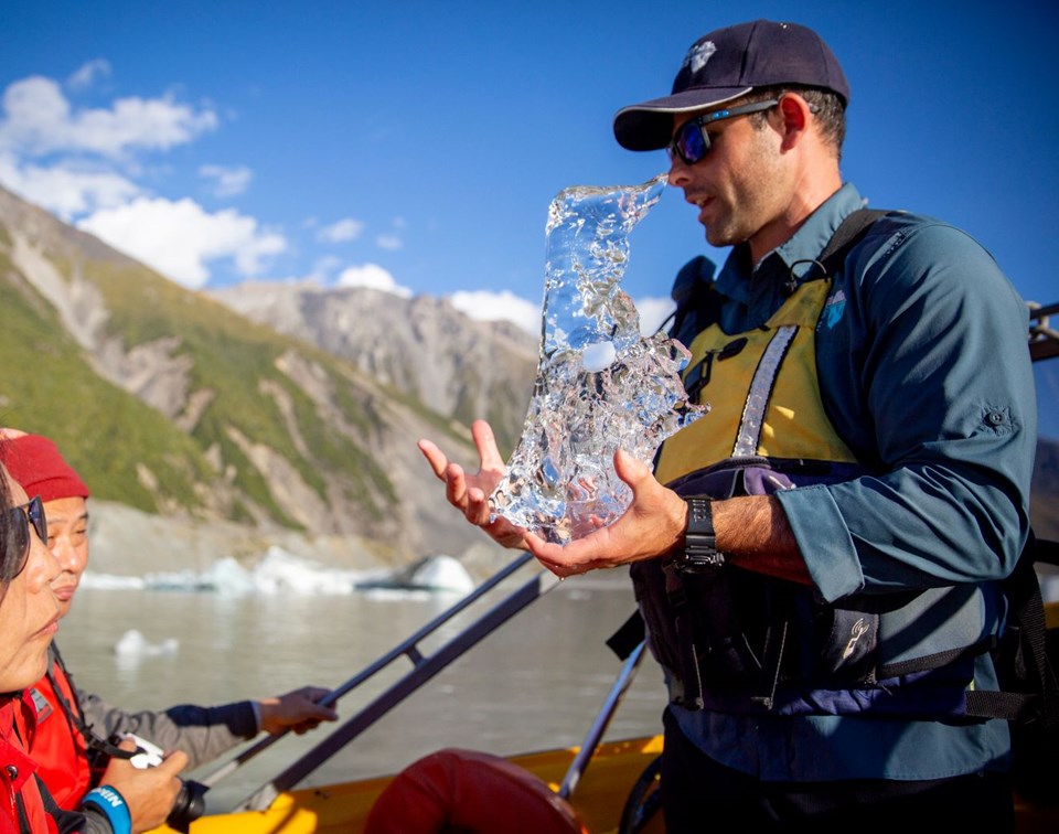 glacier explorer boat trip mt cook